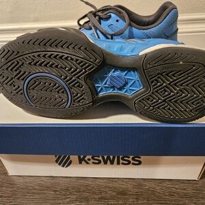 K-Swiss tennis or pickle ball court shoes in size 4